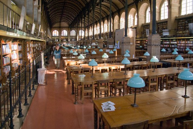 0079Bibliotheque Ste Genevieve.jpg - SONY DSC